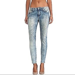 Joes JD size W 31 light wash skinny jeans with a tie dye/bleach dye type design